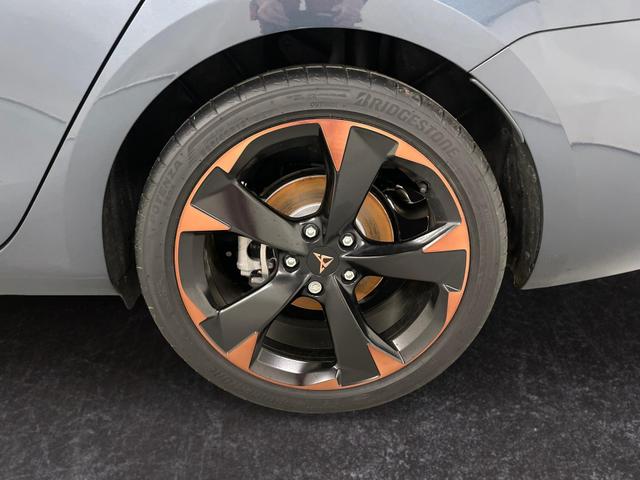 Cupra Leon Sportstourer 2.0 TSI 204PS/150kW 4x4 DSG7 2026 | +AHK +RFK +El.Hecklappe +CUPRA HD Matrix +NAVI +5J Erw. Garantie 