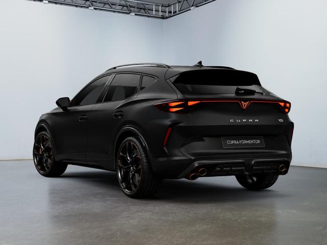 Beispielbilder, ggf. teilweise mit Sonderausstattung