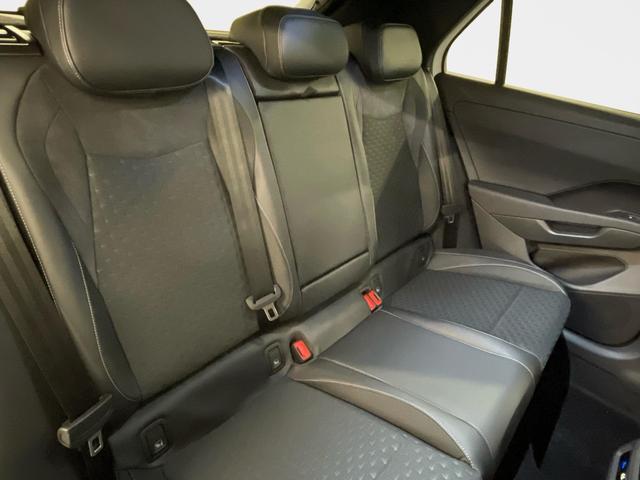 T-Roc R-Line 1.5 eTSI 150PS/110kW DSG7 2026 *Neues Modell* | +19" ALU +360 +BlackStyle +HuD +NAVI +IQ.Licht-Matrix 