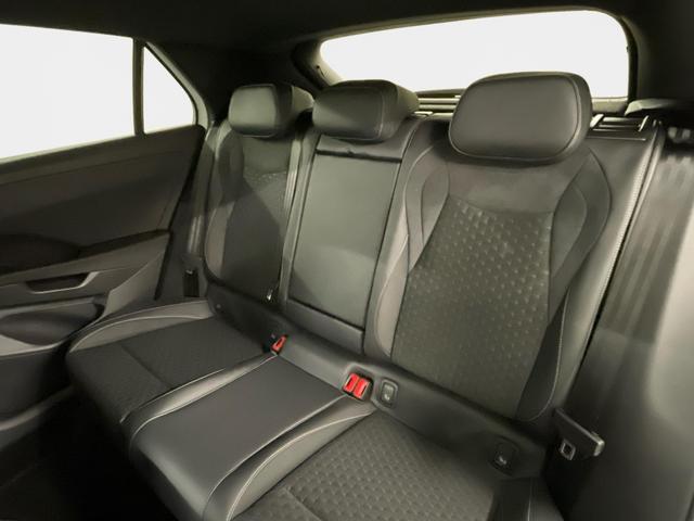 T-Roc R-Line 1.5 eTSI 150PS/110kW DSG7 2026 *Neues Modell* | +19" ALU +360 +BlackStyle +HuD +NAVI +IQ.Licht-Matrix 
