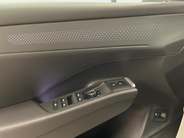 Volkswagen T-Roc R-Line 1.5 eTSI 150PS/110kW DSG7 2026 *Neues Modell* | +AHK +BlackStyle +19" ALU +IQ.Licht-Matrix +NAVI 