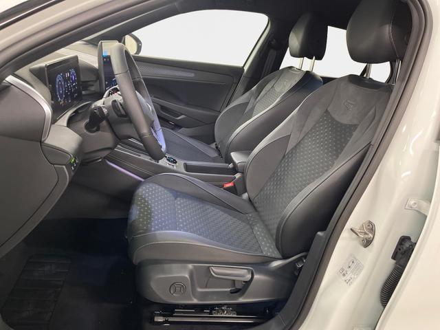 Volkswagen T-Roc R-Line 1.5 eTSI 150PS/110kW DSG7 2026 *Neues Modell* | +AHK +BlackStyle +19" ALU +IQ.Licht-Matrix +NAVI 