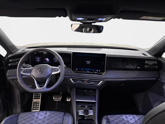 Volkswagen Tiguan R-Line 1.5 eTSI 150PS/110kW DSG7 2026 +AHK & PANO 