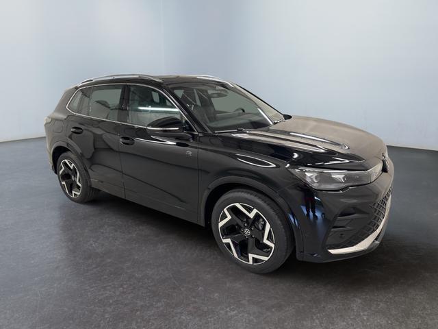 Volkswagen Tiguan - R-Line 1.5 eTSI 150PS/110kW DSG7 2026 +AHK +HuD +15"Infotainment