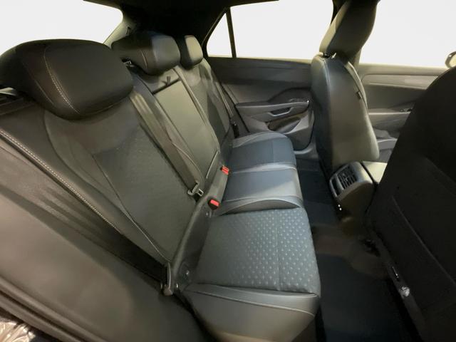 Volkswagen T-Roc R-Line 1.5 eTSI 150PS/110kW DSG7 2026 *Neues Modell* | +AHK +BlackStyle +19" ALU +IQ.Licht-Matrix 