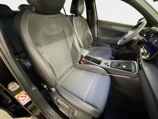 Volkswagen T-Roc R-Line 1.5 eTSI 150PS/110kW DSG7 2026 *Neues Modell* | +AHK +BlackStyle +19" ALU +IQ.Licht-Matrix 