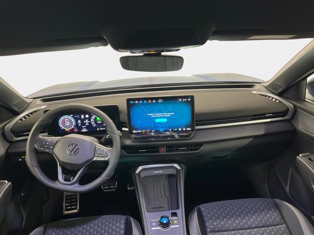 T-Roc R-Line 1.5 eTSI 150PS/110kW DSG7 2026 *Neues Modell* | +AHK +BlackStyle +19" ALU +IQ.Licht-Matrix 