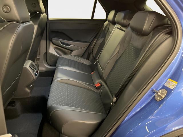 T-Roc R-Line 1.5 eTSI 150PS/110kW DSG7 2026 *Neues Modell* | +AHK +BlackStyle +19" ALU +IQ.Licht-Matrix 