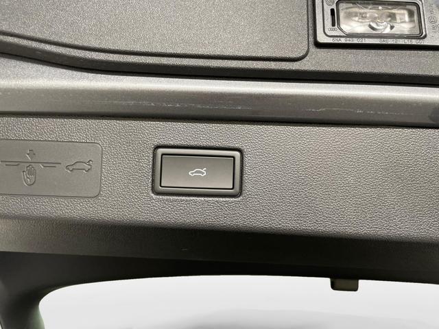 T-Roc R-Line 1.5 eTSI 150PS/110kW DSG7 2026 *Neues Modell* | +AHK+18"ALU+PARK ASSIST PLUS 