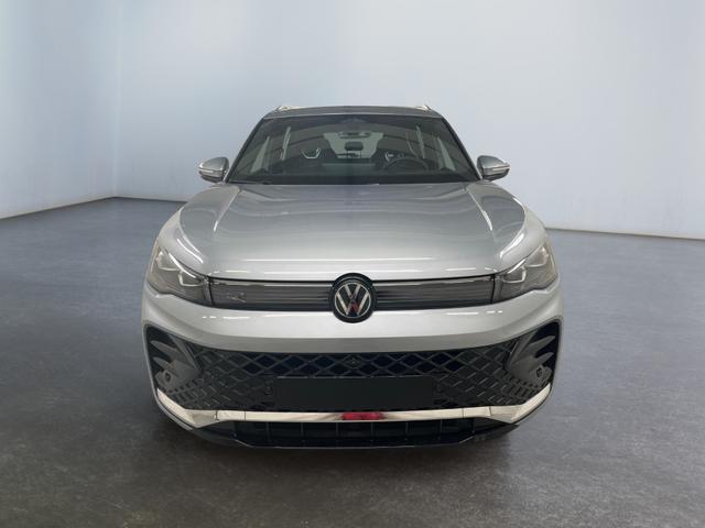 Volkswagen Tiguan - R-Line 1.5 eTSI 150PS/110kW DSG7 2026 +AHK +HuD +15" Infotainment