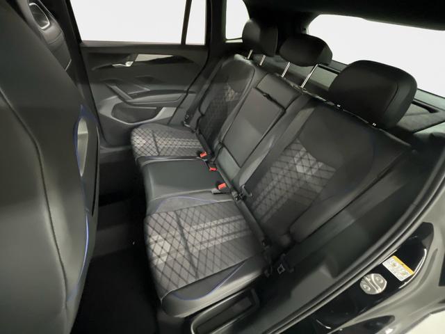 Volkswagen Tiguan R-Line 1.5 eTSI 150PS/110kW DSG7 2026 +AHK & PANO 