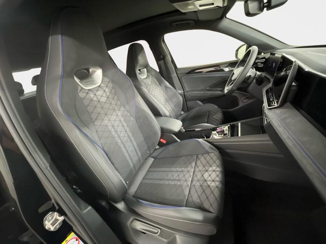 Volkswagen Tiguan R-Line 1.5 eTSI 150PS/110kW DSG7 2026 +AHK & PANO 