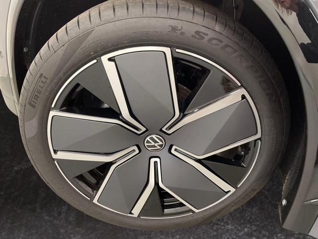 Volkswagen Tiguan R-Line 1.5 eTSI 150PS/110kW DSG7 2026 +AHK & 20-Zoll ALU "Leeds" 