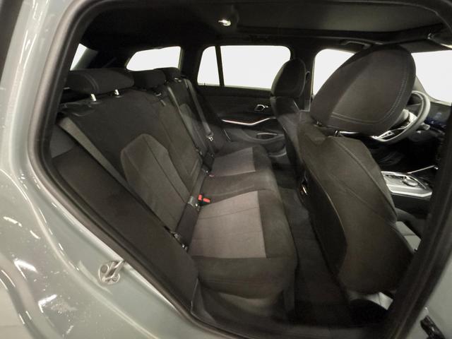 BMW 3er Touring 330i xDrive M Sport 245PS/180kW Steptronic 2026 | +18" ALU +Pano +HiFi-SoundSystem +ACC +Get&ouml;nte Scheiben 
