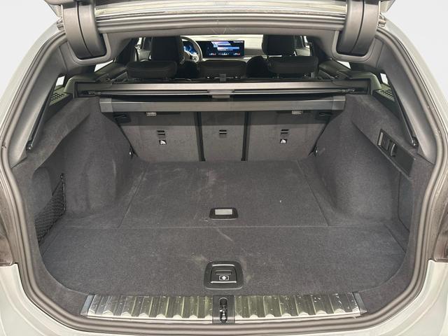 BMW 3er Touring 330i xDrive M Sport 245PS/180kW Steptronic 2026 | +18" ALU +Pano +HiFi-SoundSystem +ACC +Get&ouml;nte Scheiben 