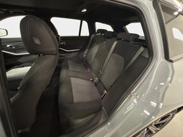 BMW 3er Touring 330i xDrive M Sport 245PS/180kW Steptronic 2026 | +18" ALU +Pano +HiFi-SoundSystem +ACC +Get&ouml;nte Scheiben 