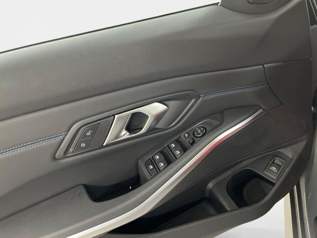 BMW 3er Touring 330i xDrive M Sport 245PS/180kW Steptronic 2026 | +18" ALU +Pano +HiFi-SoundSystem +ACC +Get&ouml;nte Scheiben 