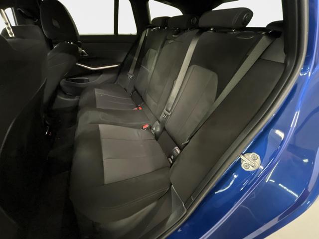 BMW 3er Touring 330i xDrive M Sport 245PS/180kW Steptronic 2026 | +18" ALU +AHK +Pano +HiFi-SoundSystem +ACC +Get&ouml;nte Scheiben 