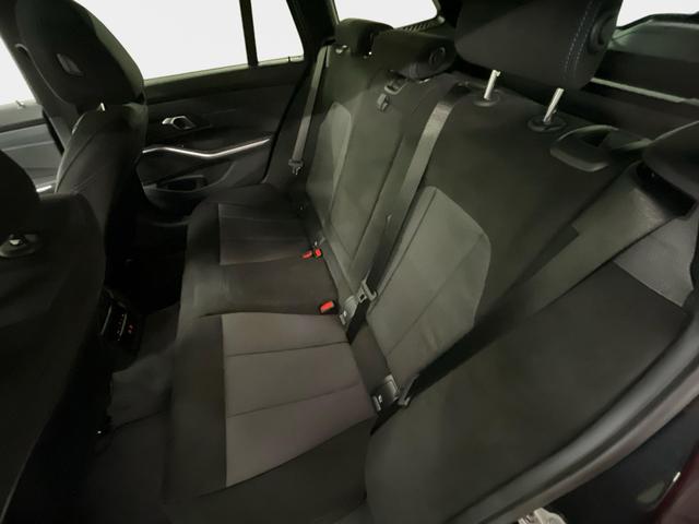 BMW 3er Touring 330i xDrive M Sport 245PS/180kW Steptronic 2026 | +18" ALU +Pano +HiFi-SoundSystem +ACC +Get&ouml;nte Scheiben 