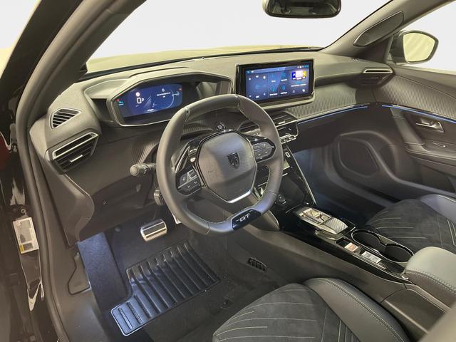 Peugeot e-2008 54kWh 156PS/115kW GT 2026, 401km WLTP | +17" ALU +360-Grad&RFK +W&auml;rmepumpe +Adaptiver Tempomat +Apple CarPlay +SHZ +FULL-LED-Scheinwerfer +Get&ouml;nte Scheiben 