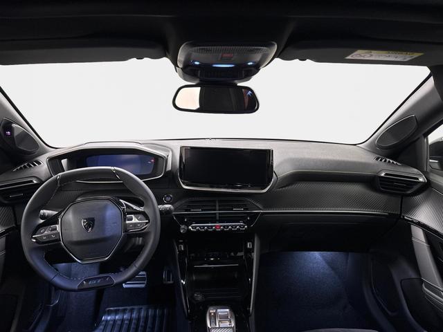 Peugeot e-208 54kWh 156PS/115kW GT Pack 2026, 421km WLTP | +17" ALU +Glasdach +RFK +Adaptiver Tempomat +P.Sensor V+H +EL. Fahrersitz +Massage +Apple CarPlay +W&auml;rmepumpe 