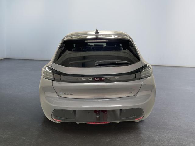 Peugeot e-208 54kWh 156PS/115kW GT Pack 2026, 421km WLTP | +17" ALU +Glasdach +RFK +Adaptiver Tempomat +P.Sensor V+H +EL. Fahrersitz +Massage +Apple CarPlay +W&auml;rmepumpe 