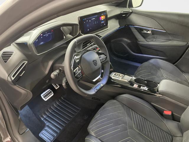 Peugeot e-208 54kWh 156PS/115kW GT Pack 2026, 421km WLTP | +17" ALU +Glasdach +RFK +Adaptiver Tempomat +P.Sensor V+H +EL. Fahrersitz +Massage +Apple CarPlay +W&auml;rmepumpe 