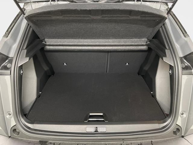 Peugeot e-2008 54kWh 156PS/115kW GT 2026, 401km WLTP | +17" ALU +360-Grad&RFK +W&auml;rmepumpe +Adaptiver Tempomat +Apple CarPlay +SHZ +FULL-LED-Scheinwerfer +Get&ouml;nte Scheiben 