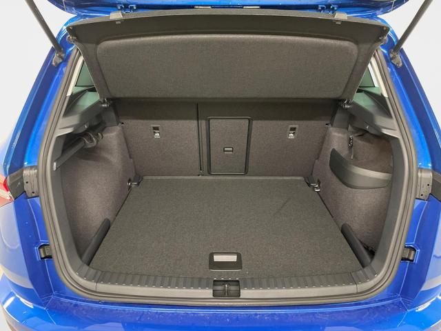 Skoda Karoq Selection 1.5 TSI 150PS/110kW DSG 2026 | +TravelAssist +RFK & Parksensoren +Var. Gep&auml;ckraumboden 