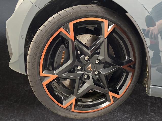 Cupra Leon Sportstourer VZ 2.0 TSI 333PS/245kW 4x4 DSG7 2026 | +AHK +NAVI +Matrix +Immersive +5J Erw. Garantie 