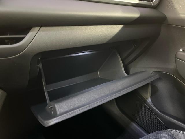T-Roc R-Line 1.5 eTSI 150PS/110kW DSG7 2026 *Neues Modell* | +AHK +BlackStyle +19" ALU +IQ.Licht-Matrix +NAVI 