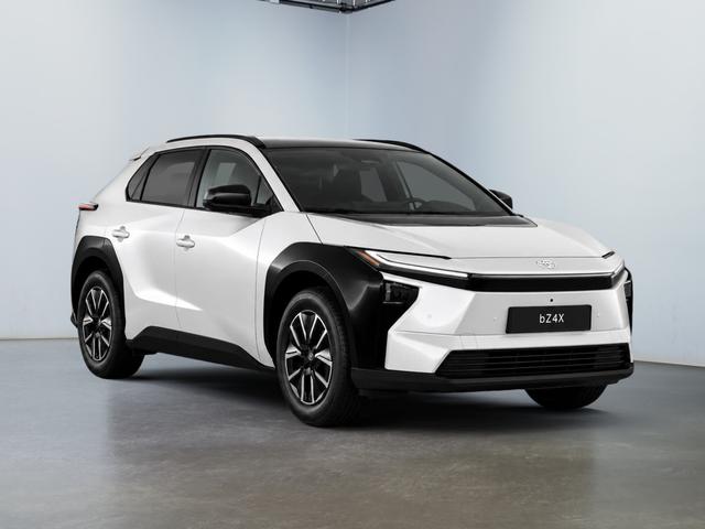 bZ4X - Active Tech AWD 343PS/252kW 2026 73,1 kWh 516km +18"Alu +AdaptiveLED +360&deg;Kamera +ACC +BlindSpot +PDCv+h +Keyless +Sitzhzg +Lenkradhzg +14"Touch