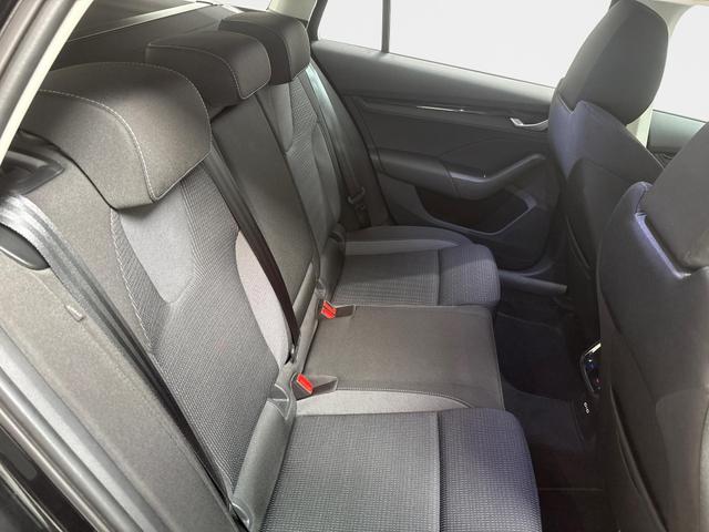 Skoda Octavia Combi Selection 1.5 eTSI mHEV 150PS/110kW DSG7 2026 +AHK+3-ZONE+RFK+KESSY+EL.HECK+BHZ. LENKRAD 