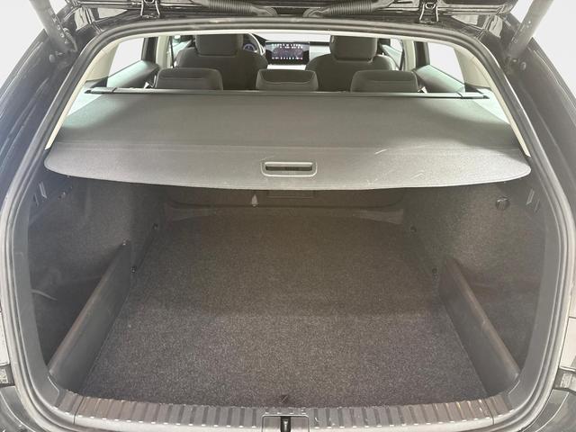 Skoda Octavia Combi Selection 1.5 eTSI mHEV 150PS/110kW DSG7 2026 +AHK+3-ZONE+RFK+KESSY+EL.HECK+BHZ. LENKRAD 