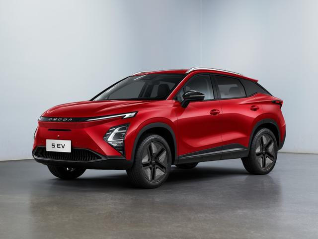 5 EV - Premium 211PS/155kW 61kWh 430km WLTP, 2026 | +18"Alu +Panoramadach +360&deg;Kamera +ACC +Totwinkel +SmartKey +Sitzhzg&Bel&uuml;ftung +Lenkradhzg +SonySound +W&auml;rmepumpe +Elektr.Heckklappe +Navi +WirelessCarPlay