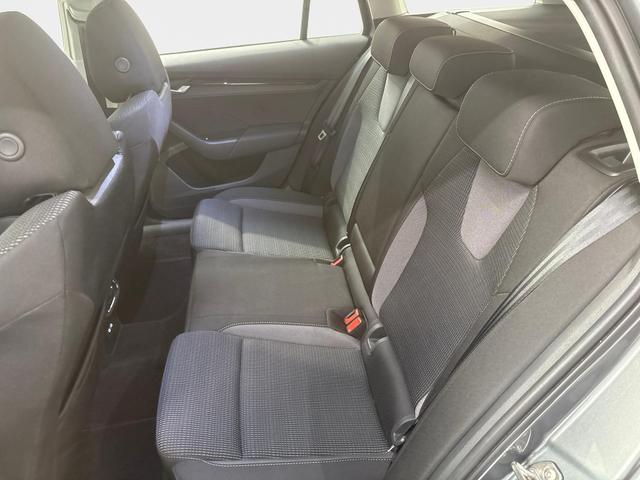 Skoda Octavia Combi Selection 2.0 TDI 150PS/110kW DSG7 2026 | +AHK +ACC +RFK +El. Heckklappe +KESSY +BHZ. Lenkrad & Sitze V+H 