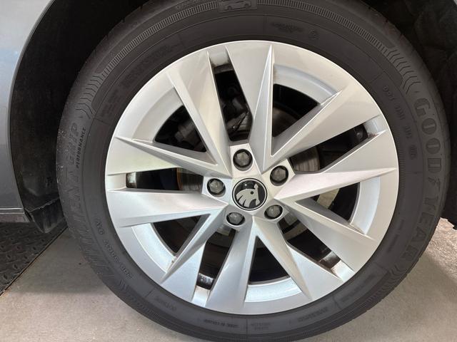 Skoda Octavia Combi Selection 2.0 TDI 150PS/110kW DSG7 2026 | +AHK +ACC +RFK +El. Heckklappe +KESSY +BHZ. Lenkrad & Sitze V+H 