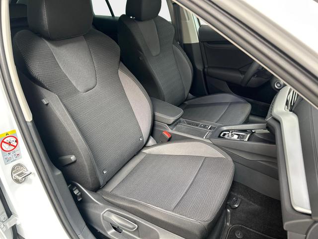 Skoda Octavia Combi Selection 1.5 eTSI mHEV 150PS/110kW DSG7 2026 | +AHK +Get&ouml;nte Scheiben +RFK +KESSY +El. Heckklappe +ACC +BHZ. Lenkrad & Sitze V+H. 