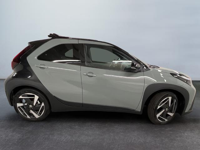 Aygo X Envy 1.5 Hybrid 116PS/85kW CVT 2026 +Faltdach +18" ALU +RFK +SHZ +LED +2-Zonen Klima 