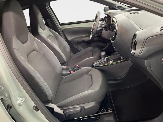 Aygo X Envy 1.5 Hybrid 116PS/85kW CVT 2026 +Faltdach +18" ALU +RFK +SHZ +LED +2-Zonen Klima 