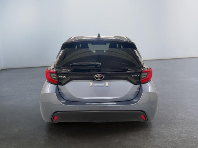Toyota Yaris Active Plus Tech 1.5 VVT-i Hybrid 116PS/85kW CVT 2026 +17" ALU +RFK +Smart-Entry +LED +Get&ouml;nte Scheiben +Parksensor V+H 