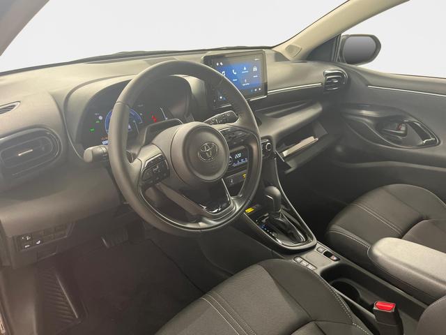 Toyota Yaris Active Plus Tech 1.5 VVT-i Hybrid 116PS/85kW CVT 2026 +17" ALU +RFK +Smart-Entry +LED +Get&ouml;nte Scheiben +Parksensor V+H 