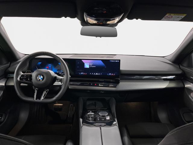 5er Touring 520i M-Sport 190PS/140kW Steptronic +AHK +20" +MSportpaket +MSportfahrwerk +DrivingAssistantPlus +AdaptiveLED +HarmanKardon +DigitalKey +ParkAssist +Sitzhzg +WirelessCharging +Sonnenschutzverglasung +ShadowLine 