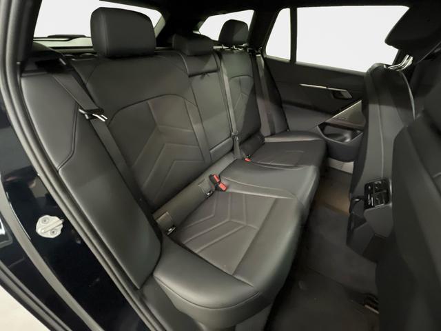5er Touring 520i M-Sport 190PS/140kW Steptronic +AHK +20" +MSportpaket +MSportfahrwerk +DrivingAssistantPlus +AdaptiveLED +HarmanKardon +DigitalKey +ParkAssist +Sitzhzg +WirelessCharging +Sonnenschutzverglasung +ShadowLine 