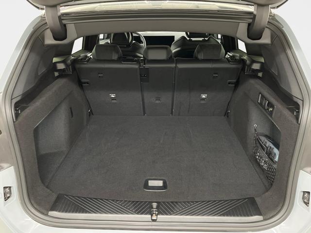 X3 20 xDrive 190PS 140kW +AHK +20"M +MSportpaket +MSportfahrwerk +PremiumPaket +DrivingAssistantPlus +AdaptiveLED +HarmanKardon +Komfortzugang +Elektr. SportSitze+Memory+Sitzhzg +Lenkradhzg +ParkAssist +WirelessCharging +PrivacyGlas 