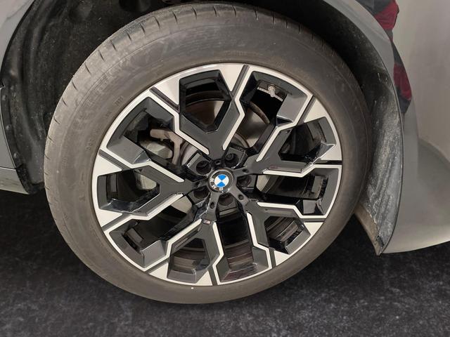 X3 20 xDrive 190PS 140kW +AHK +20"M +MSportpaket +MSportfahrwerk +PremiumPaket +DrivingAssistantPlus +AdaptiveLED +HarmanKardon +Komfortzugang +Elektr. SportSitze+Memory+Sitzhzg +Lenkradhzg +ParkAssist +WirelessCharging +PrivacyGlas 