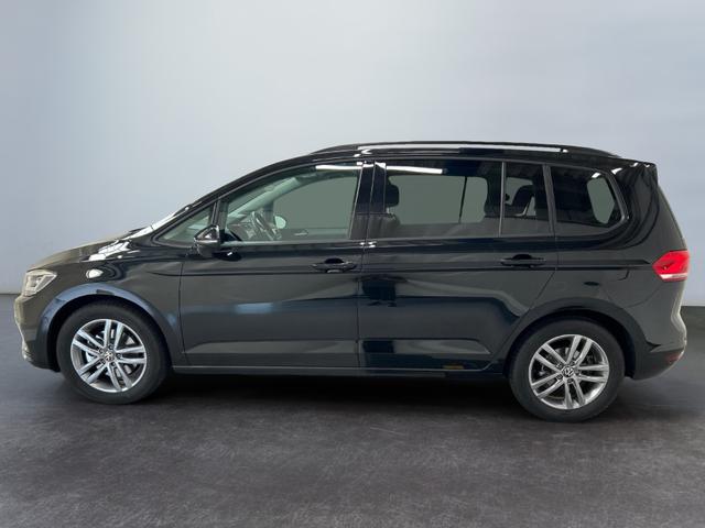 Volkswagen Touran Comfortline Edition 1.5 TSI EVO ACT 150PS/110kW DSG7 2026 | *7-SITZER* +AHK +CarPlay +RFK +17"ALU +SHZ. +Get&ouml;nte Scheiben 