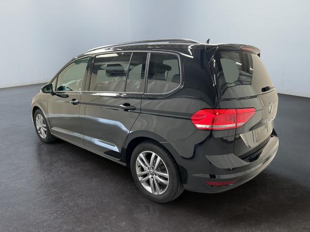 Volkswagen Touran Comfortline Edition 1.5 TSI EVO ACT 150PS/110kW DSG7 2026 | *7-SITZER* +AHK +CarPlay +RFK +17"ALU +SHZ. +Get&ouml;nte Scheiben 