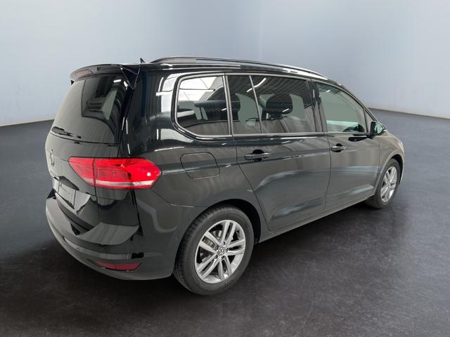 Volkswagen Touran Comfortline Edition 1.5 TSI EVO ACT 150PS/110kW DSG7 2026 | *7-SITZER* +AHK +CarPlay +RFK +17"ALU +SHZ. +Get&ouml;nte Scheiben 