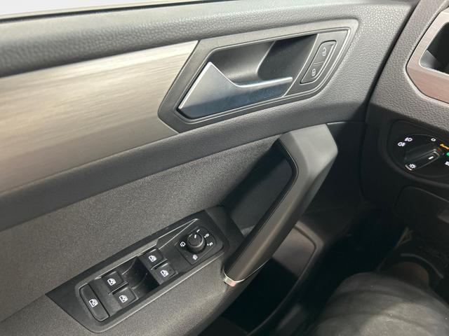 Volkswagen Touran Comfortline Edition 1.5 TSI EVO ACT 150PS/110kW DSG7 2026 | *7-SITZER* +AHK +CarPlay +RFK +17"ALU +SHZ. +Get&ouml;nte Scheiben 